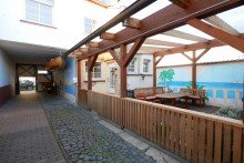 Vorderhaus Eingang Doppelhaush�lfte + Einfamilienhaus und eine Gewerbeimmobilie