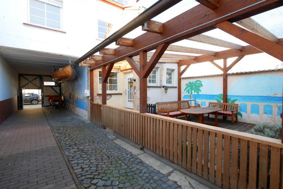 Vorderhaus Eingang Zweifamilienhaus Neu-Isenburg