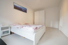 Schlafzimmer Vollm�blierte 2 Zimmer Wohnung in zentraler Lage Frankfurts!