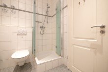 Duschbad Moderne 2-Zimmer Wohnung in Friedberg (Hessen)!