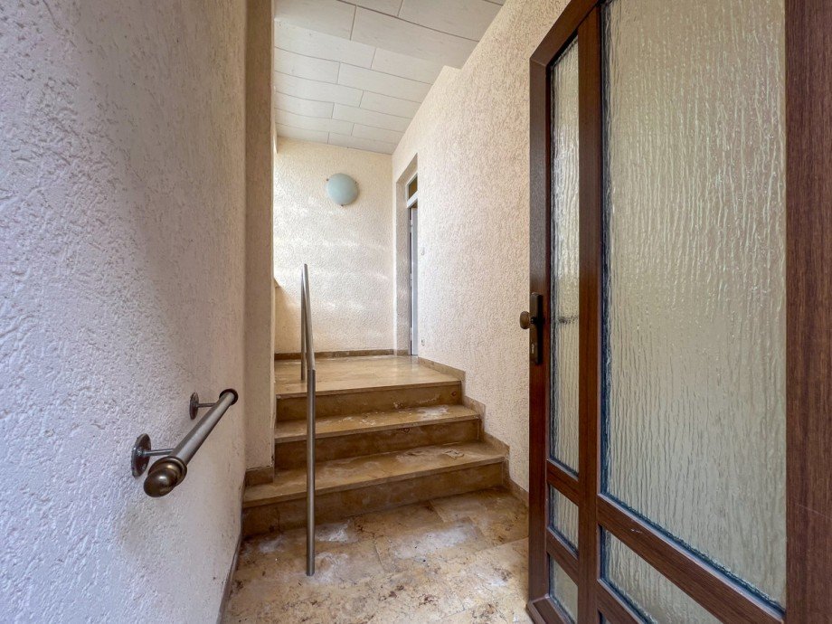 Haust�r Mehrfamilienhaus Dreieich / Offenthal