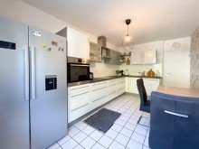 K�che Helle, leerstehende 2-Zimmer-Gartenwohnung nahe dem Main und der Innenstadt!