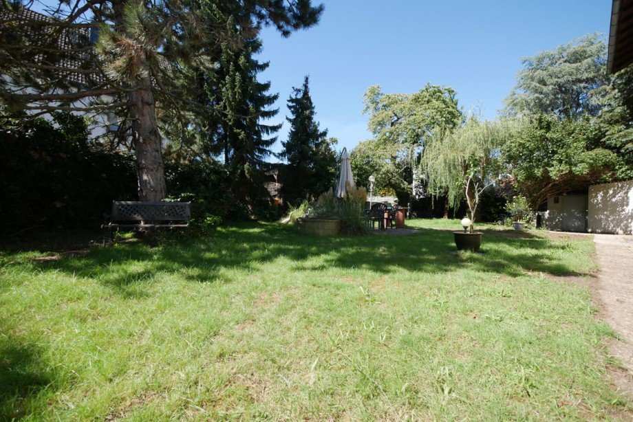 Gartenansicht Zweifamilienhaus Hanau / Klein-Auheim