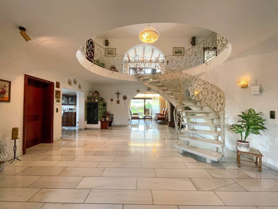 Empfangsbereich Villa Sch�llkrippen