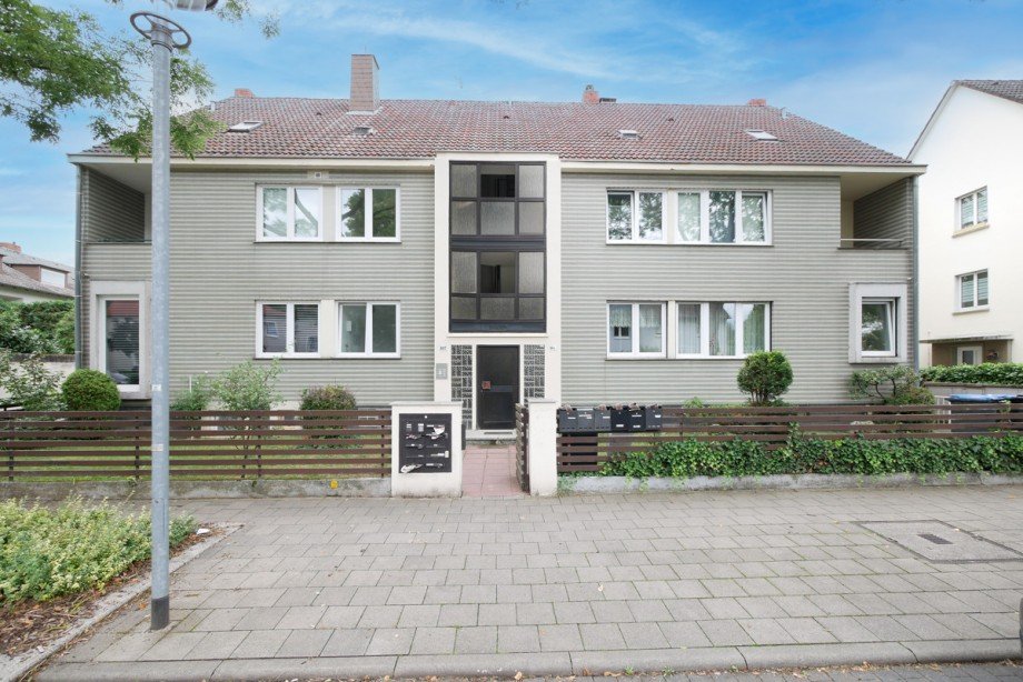 Hausansicht Erdgeschosswohnung Neu-Isenburg