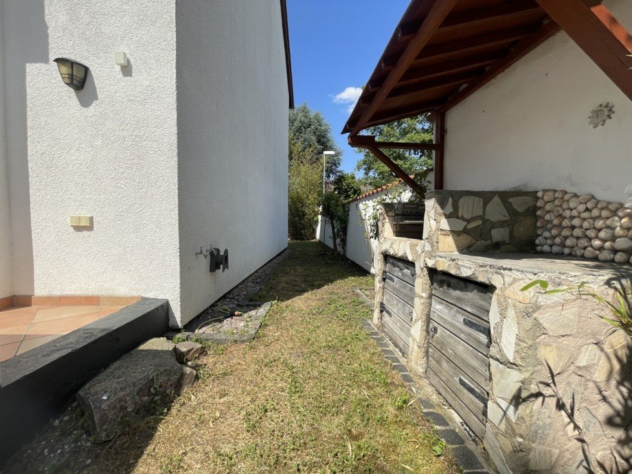 Au�engrill Reihenendhaus Offenbach