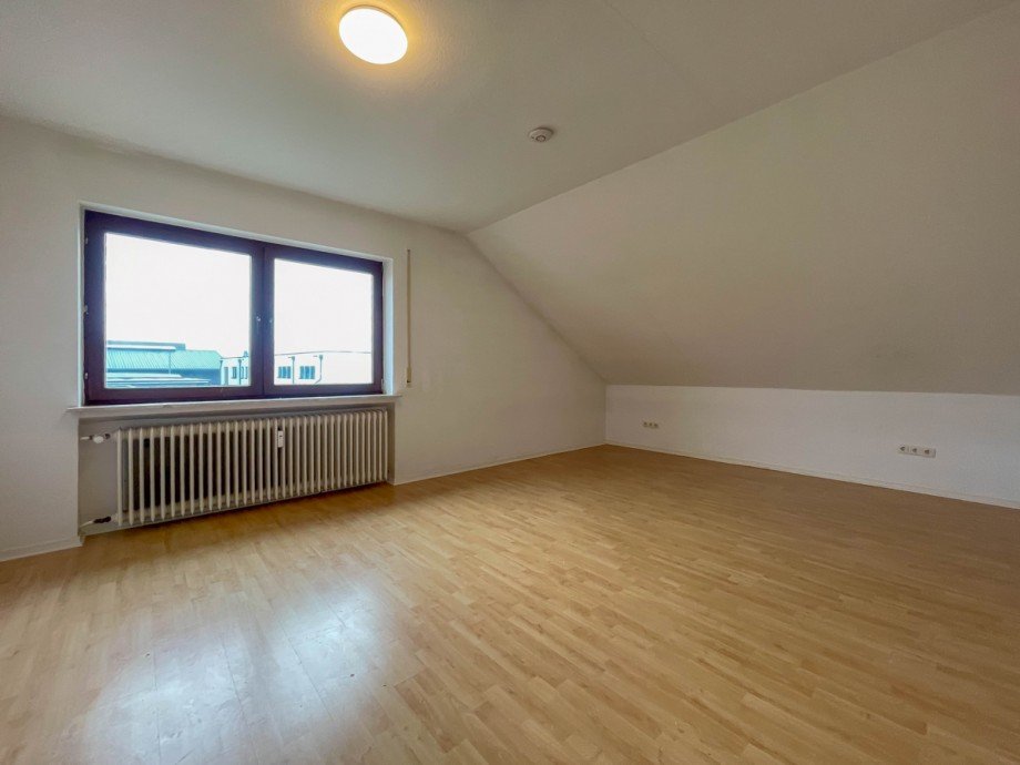 Zimmer 3 Etagenwohnung Sch�neck / Kilianst�dten