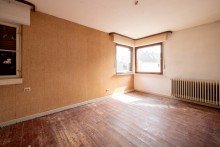 OG Schlafzimmer Attraktives Zweifamilienhaus mit gro�em Entwicklungspotenzial!