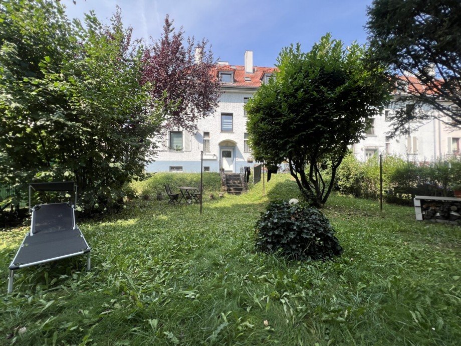 Hausr�ckseite1 Dachgeschosswohnung Offenbach