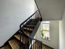 Haustreppen Helle 3-Zimmerwohnung in Offenbach am Main - Perfekte Lage f�r Stadtliebhaber