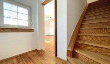 Zugang Dachgeschoss Vorderhaus Doppelhaush�lfte + Einfamilienhaus und eine Gewerbeimmobilie