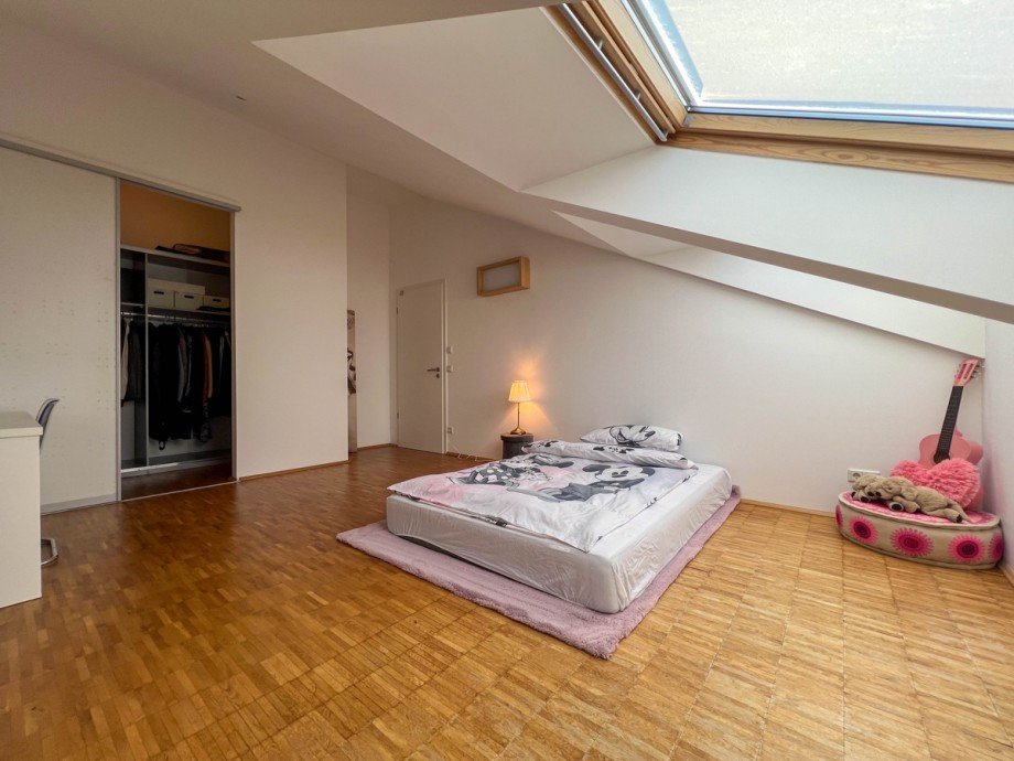 DG Schlafzimmer Maisonettewohnung Offenbach / Bieber