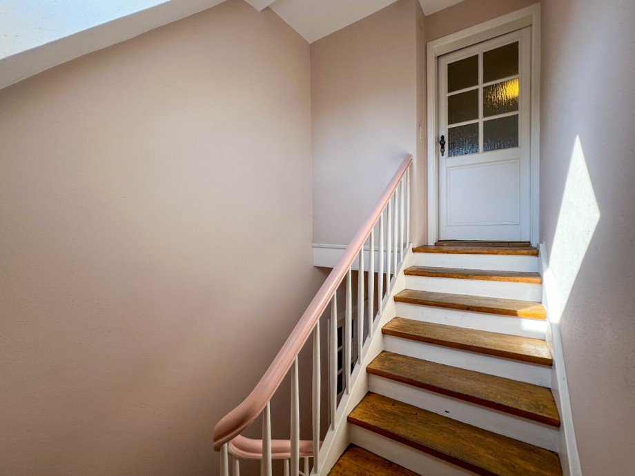 Wohnungst�r Dachgeschosswohnung Offenbach