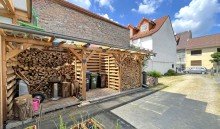 Hof B�rogeb�ude Doppelhaush�lfte + Einfamilienhaus und eine Gewerbeimmobilie