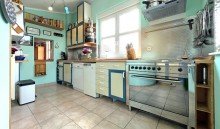 K�che Hinterhaus Doppelhaush�lfte + Einfamilienhaus und eine Gewerbeimmobilie