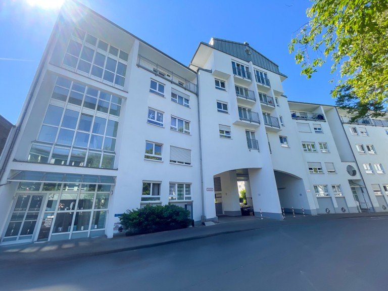 Hausansicht Offenbach Erdgeschosswohnung Helle, leerstehende 2-Zimmer-Gartenwohnung nahe dem Main und der Innenstadt!