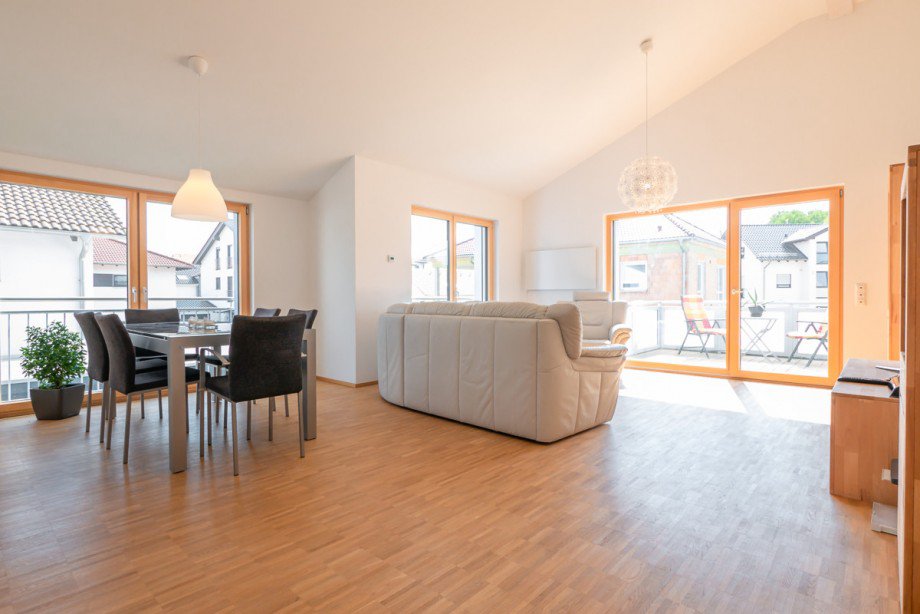 Wohnbereich Dachgeschosswohnung Dietzenbach-Steinberg