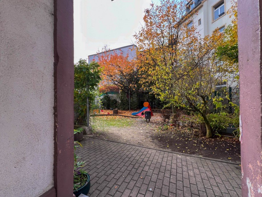 Hof Etagenwohnung Frankfurt am Main / Gutleutviertel