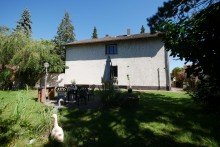 Hausr�ckseite Attraktives Zweifamilienhaus mit gro�em Entwicklungspotenzial!