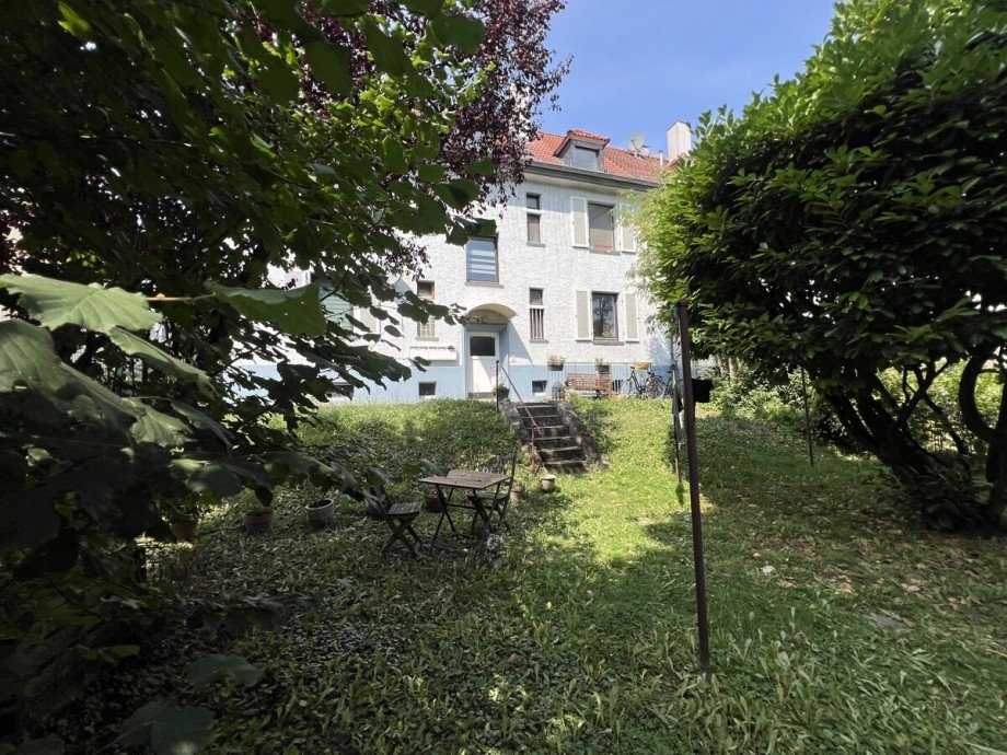 Hausr�ckseite Dachgeschosswohnung Offenbach