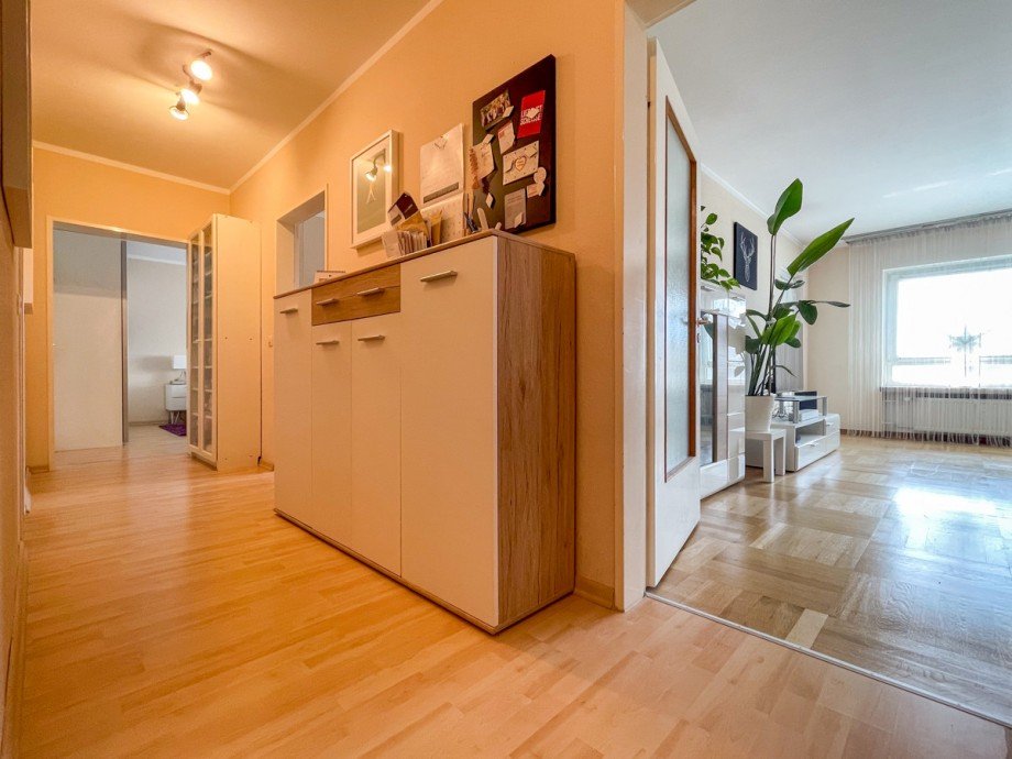 Flur Etagenwohnung Offenbach