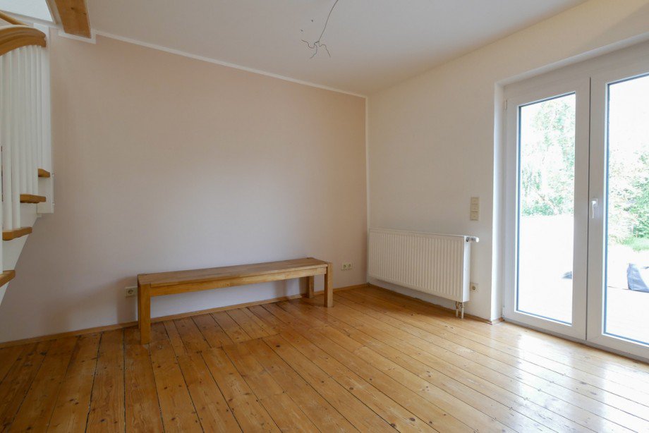 Essbereich mit Zugang zur Terrasse Einfamilienhaus Offenbach am Main