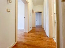 Flur Altbauwohnung  in zentraler Lage von Frankfurt - nur wenige Schritte bis zum Main