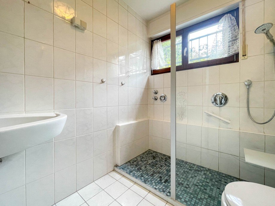 Tageslichtbad Erdgeschosswohnung Offenbach
