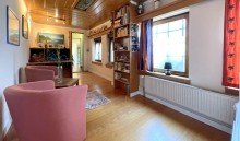 G�stezimmer Hinterhaus Doppelhaush�lfte + Einfamilienhaus und eine Gewerbeimmobilie
