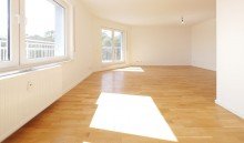 Wohn und Essbereich Exklusives Wohnambiente: Penthouse-Feeling in einer gro�z�gigen 2-Zimmer-Wohnung
