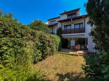 Hausr�ckseite Charmantes Reihenendhaus mit Einliegerwohnung, Garten, Doppelgarage und viel Platz zum Wohlf�hlen!