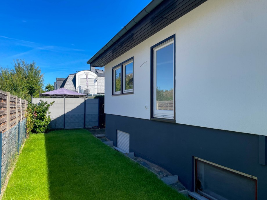 Seitenansicht Einfamilienhaus Heusenstamm