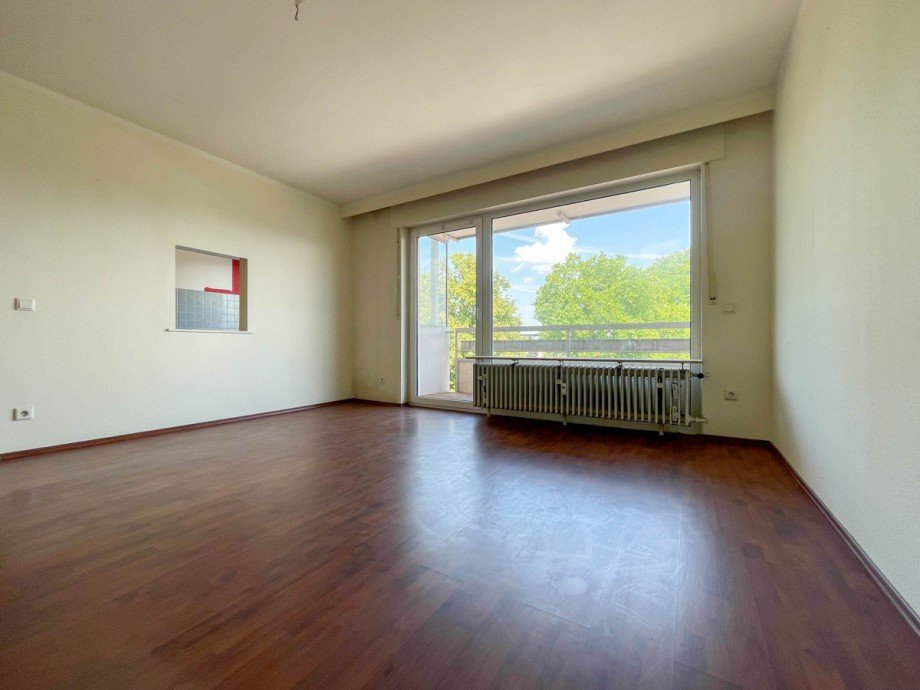 Wohnzimmer Etagenwohnung Offenbach / Bieber