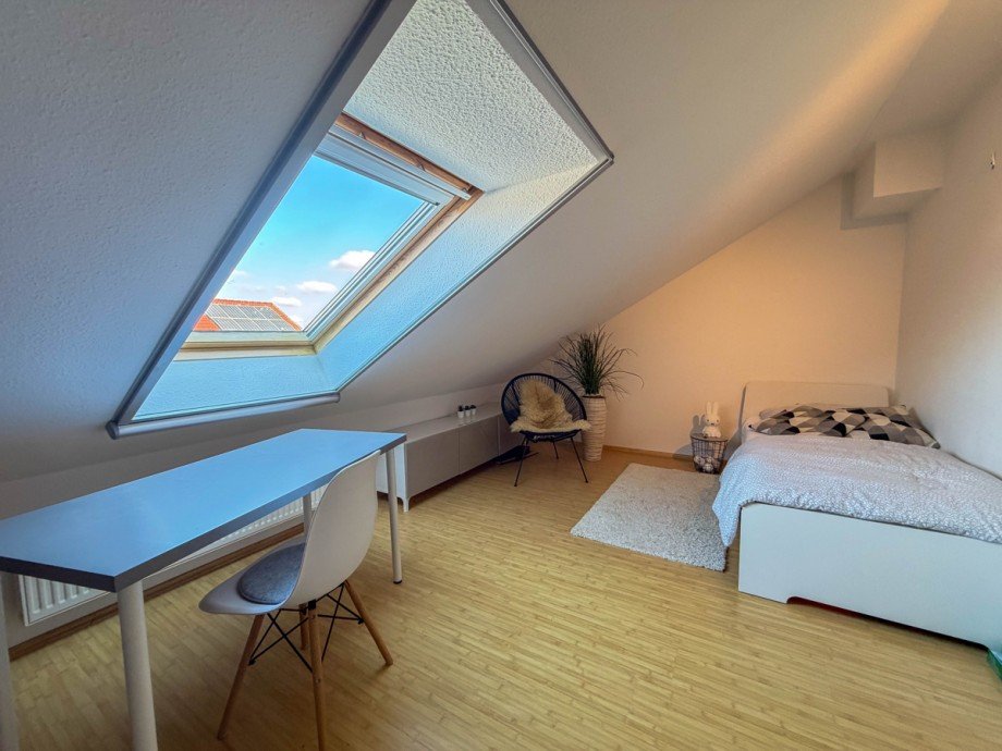 Schlafzimmer 1 - 2.OG Reihenendhaus Offenbach am Main