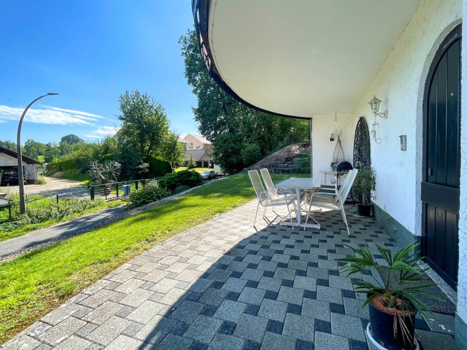 Einliegerwohnung Terrasse Villa Sch�llkrippen