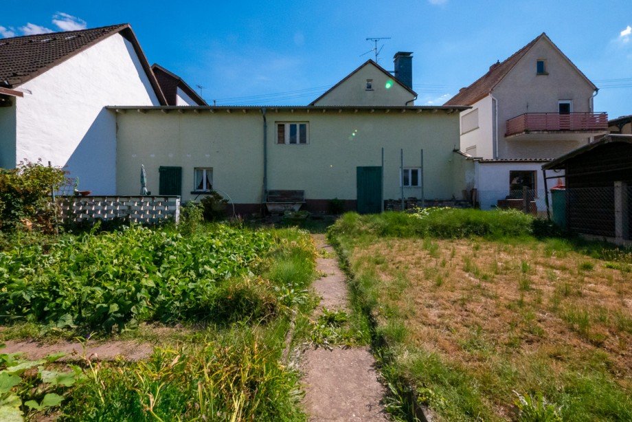 Hinterhof Einfamilienhaus Dreieich / Offenthal