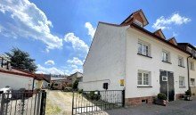 Hausansicht Doppelhaush�lfte + Einfamilienhaus und eine Gewerbeimmobilie