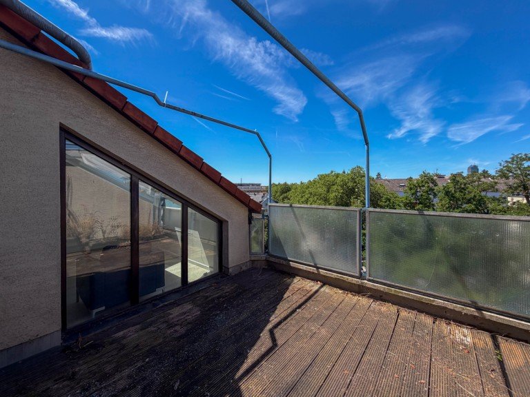 Dachterrasse Offenbach Etagenwohnung Sch�ne 5-Zimmer Wohnung mit Penthouse-Charakter in ruhiger aber zentraler Lage!