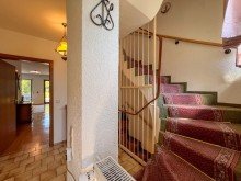 EG Treppenhaus Charmantes Reihenendhaus mit Einliegerwohnung, Garten, Doppelgarage und viel Platz zum Wohlf�hlen!