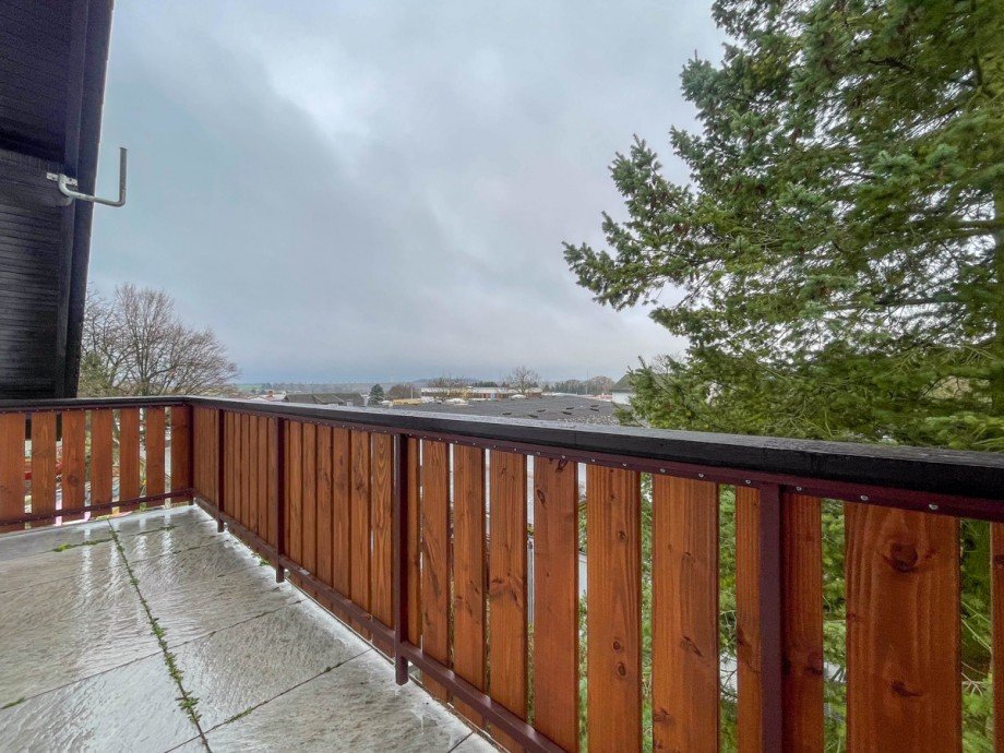 Balkon Etagenwohnung Sch�neck / Kilianst�dten