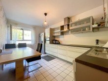 K�che Helle, leerstehende 2-Zimmer-Gartenwohnung nahe dem Main und der Innenstadt!