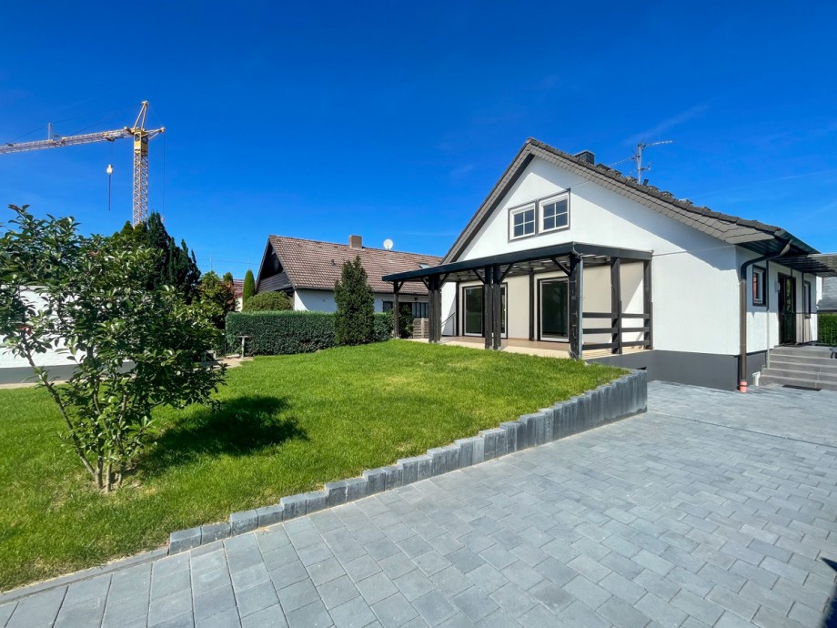 Hausansicht Einfamilienhaus Heusenstamm