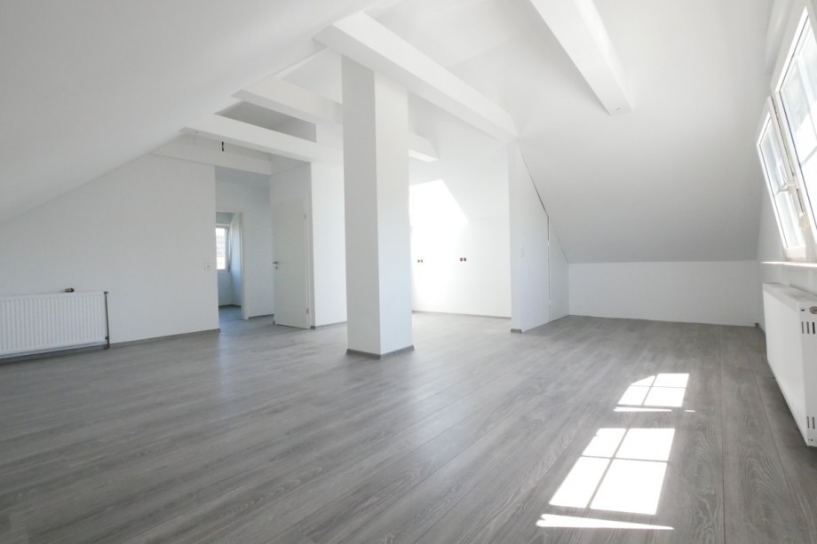 Wohnzimmer OG Einfamilienhaus Heusenstamm
