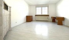 Esszimmer Vorderhaus Doppelhaush�lfte + Einfamilienhaus und eine Gewerbeimmobilie