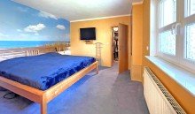 Schlafzimmer Hinterhaus Doppelhaush�lfte + Einfamilienhaus und eine Gewerbeimmobilie