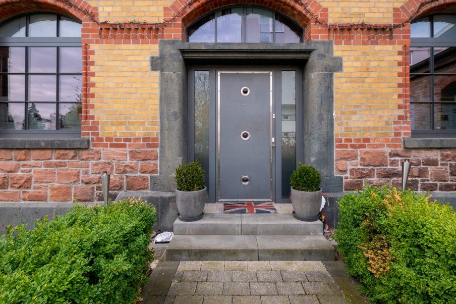 Haust�r Einfamilienhaus Offenbach am Main / Tempelsee