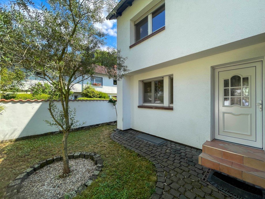 Vorgarten Reihenendhaus Offenbach
