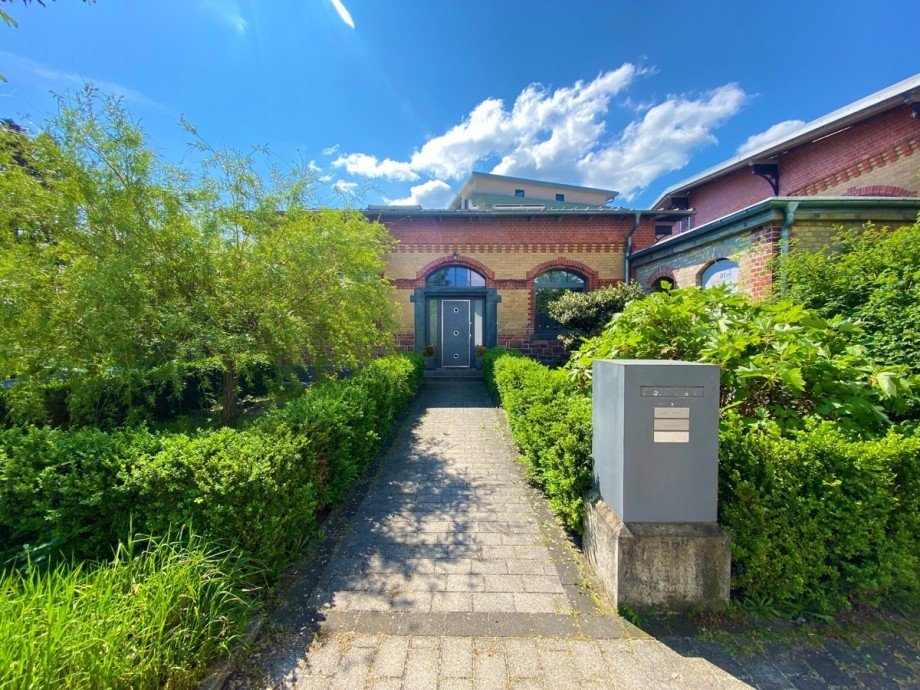 Eingang Einfamilienhaus Offenbach am Main / Tempelsee