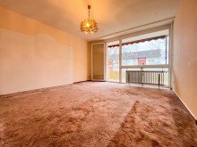 Wohnzimmer Leerstehende 2-Zimmer-Wohnung in Top-Lage von M�hlheim am Main - Markwald