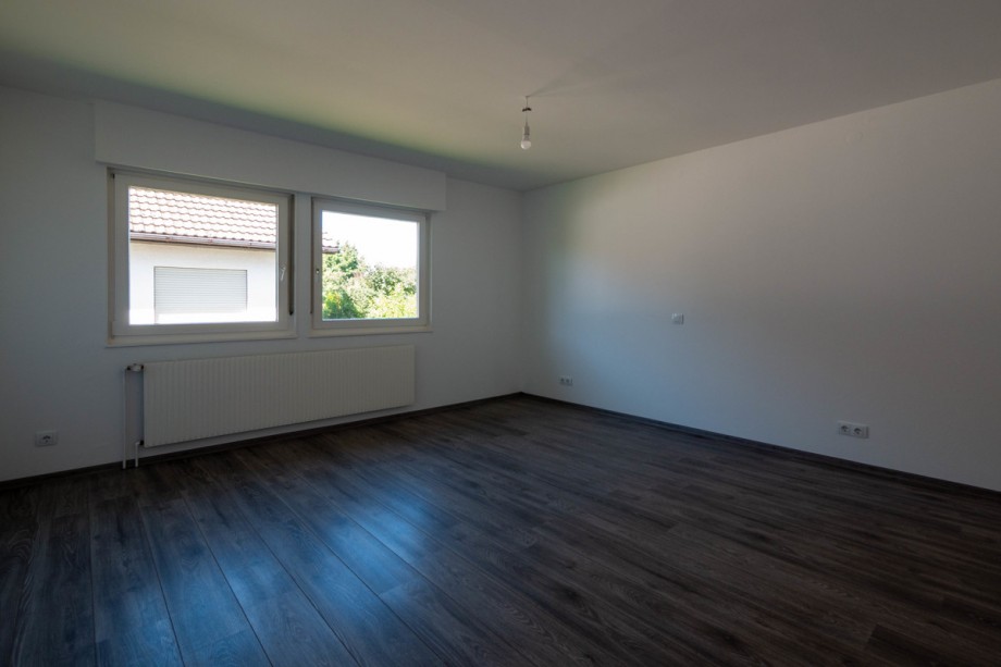Schlafzimmer EG Einfamilienhaus Heusenstamm